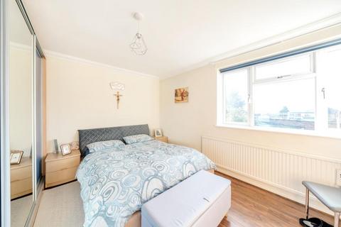 2 bedroom maisonette for sale, Potters Bar,  Hertfordshire,  EN6