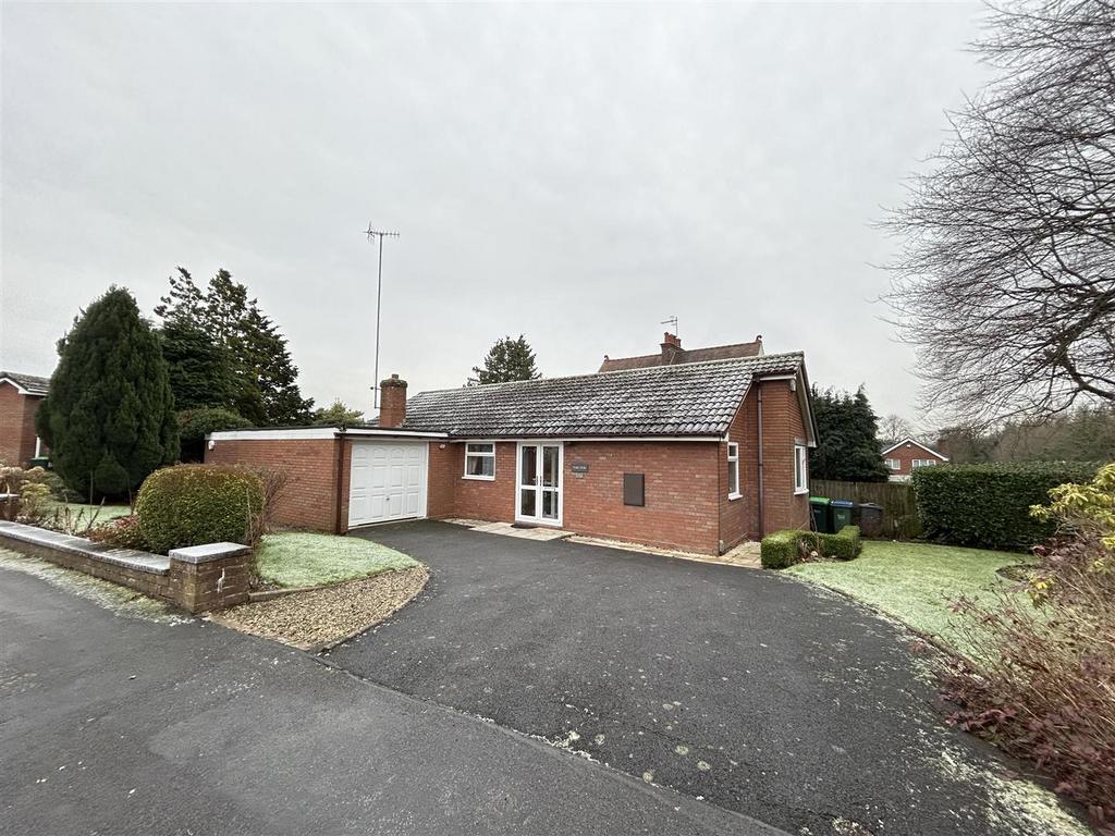 Hadendale Cradley Heath 1.jpg