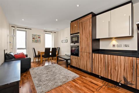 2 bedroom apartment for sale, Vanston Place ¦ London ¦ SW6