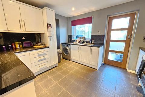 2 bedroom terraced house for sale, Whitewood Way, Worcester, Worcestershire, WR5