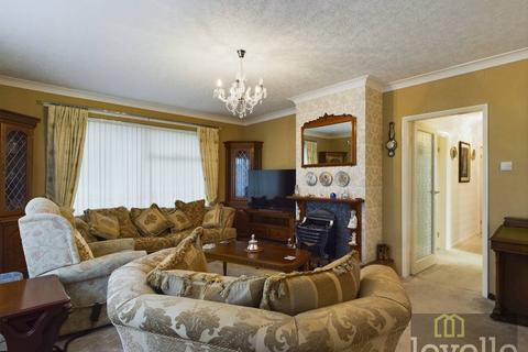 3 bedroom detached bungalow for sale, Chanctonbury Way, Sutton on Sea LN12