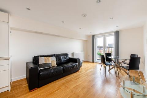 1 bedroom apartment for sale, Chester Road, London TW4