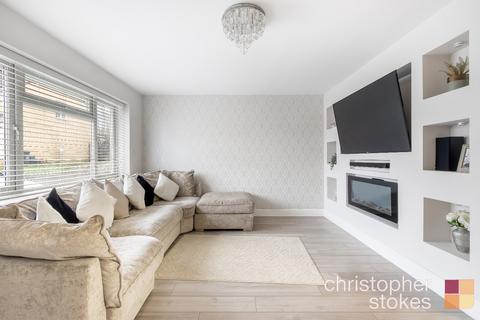 3 bedroom semi-detached house for sale, Grovedale Close, Cheshunt, Waltham Cross, Hertfordshire, EN7 5NE