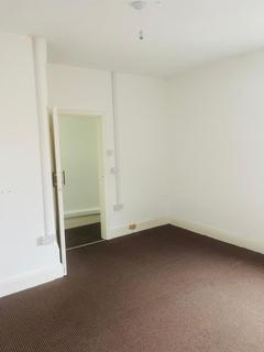 2 bedroom flat to rent, Blaby Road, Wigston LE18