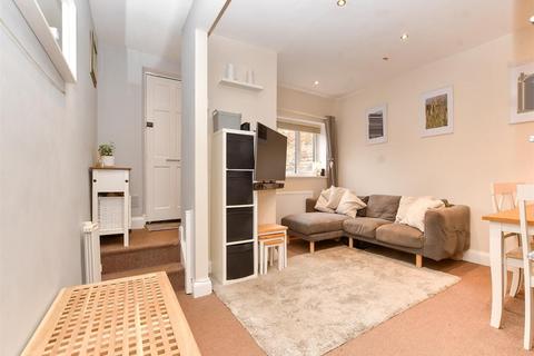 Flat 1, 18 - 20 High Street, Carshalton, SM5 3AG