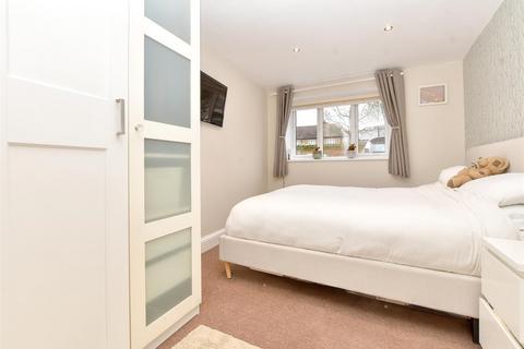 Flat 1, 18 - 20 High Street, Carshalton, SM5 3AG