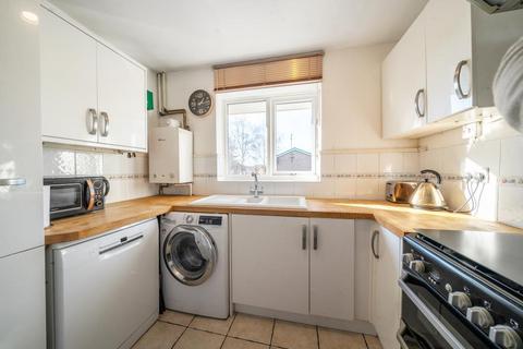 2 bedroom flat for sale, Sunningdale,  Berkshire,  SL5