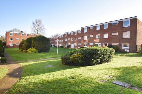 2 bedroom apartment for sale, Rodwell Court, WALTON-ON-THAMES, KT12