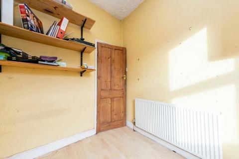 2 bedroom terraced house for sale, Dobson Terrace, Beeston , Leeds, West Yorkshire, LS11 5PB