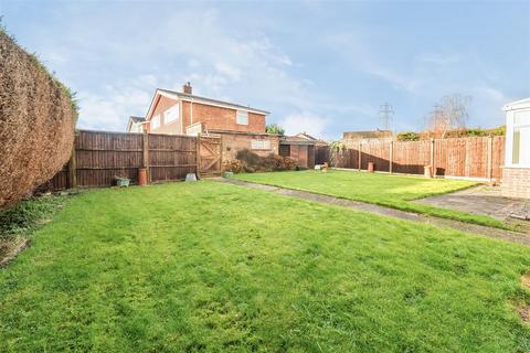 3 bedroom semi-detached house for sale, Severn Way, Bedford