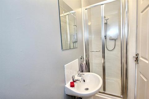 9b Tinto Drive, Carstairs Junction, Lanark, ML11 8RS