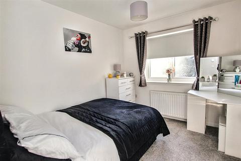 9b Tinto Drive, Carstairs Junction, Lanark, ML11 8RS