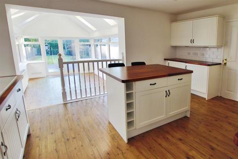 3 bedroom semi-detached house for sale, Swanwick Lane, Swanwick, Southampton