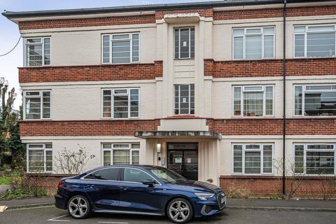 2 bedroom flat to rent, Boston Manor Road, Boston Manor, Brentford, TW8