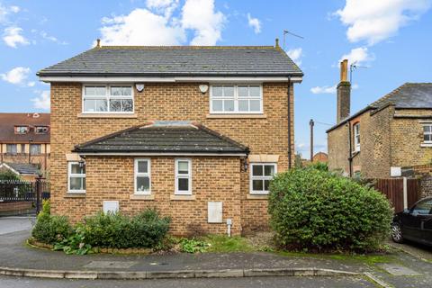 2 bedroom terraced house to rent, JOHNSTON CLOSE, SW9