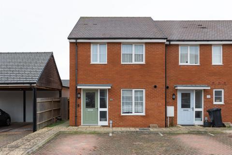 3 bedroom end of terrace house for sale, West Close, Clifton, Shefford, Beds SG17 5GT