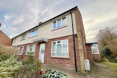 2 bedroom flat for sale, Chalk Hill, Oxhey, WD19.