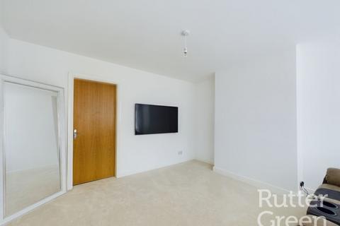 18 Baytree Road, Wigan, WN6 7RT