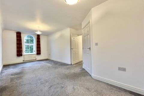 2 bedroom flat to rent, Oakhurst Gardens, Manchester M25