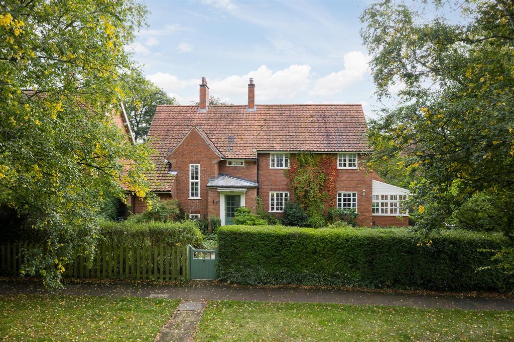 5 Malton Way
