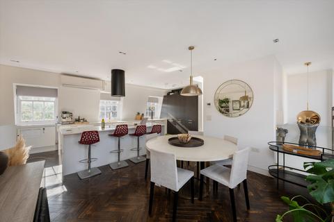 3 bedroom flat for sale, Enford Street, Marylebone, W1H.