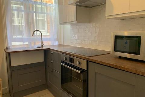 2 bedroom apartment to rent, Hanson Street, London W1W