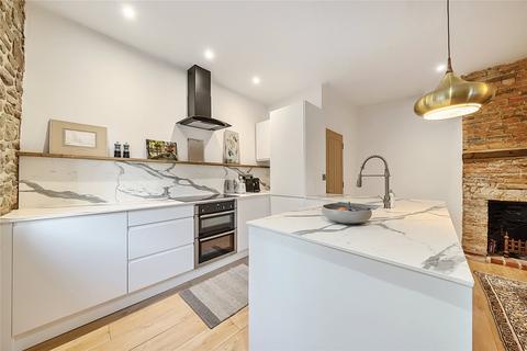 3 bedroom maisonette for sale, Pound Street, Petworth, West Sussex, GU28