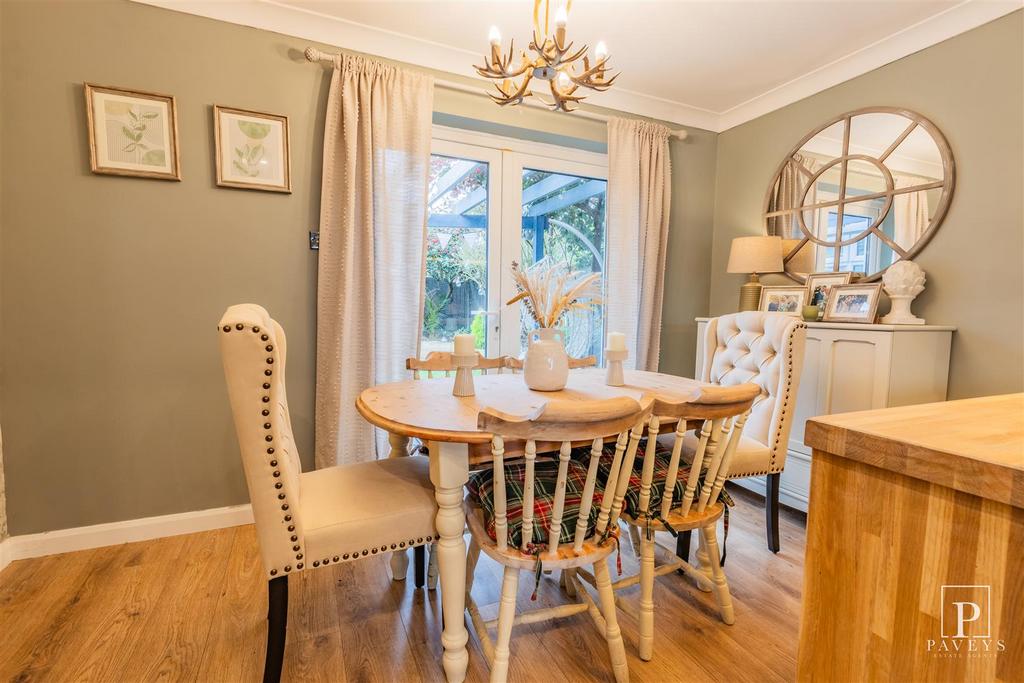 Kitchen diner