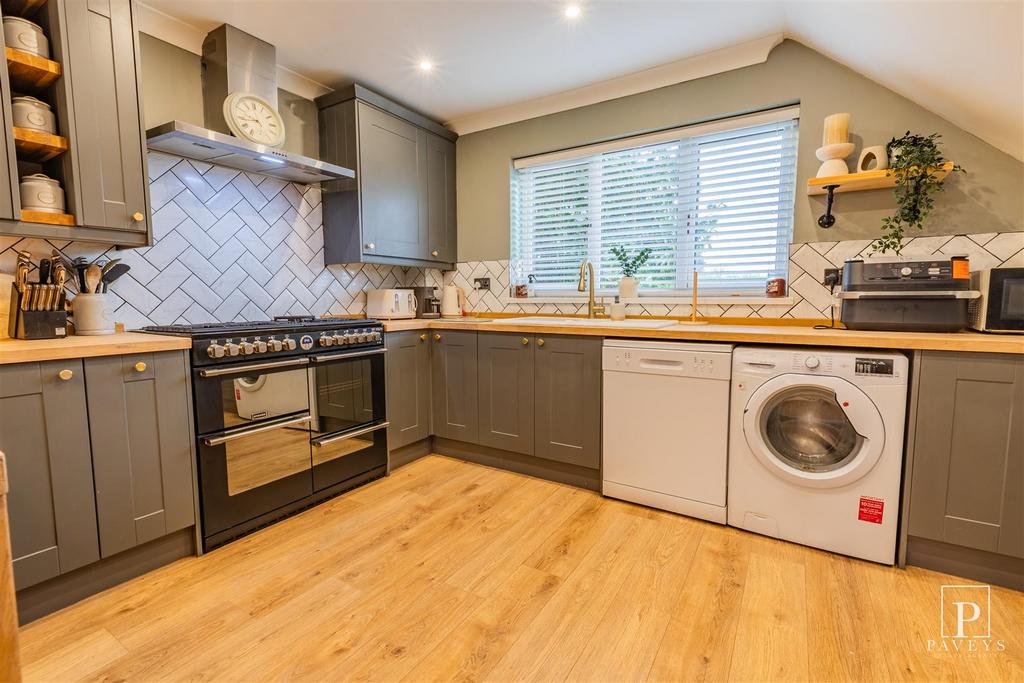Kitchen diner