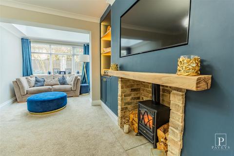 3 Cranleigh Close, Clacton-on-sea, CO16 8XP