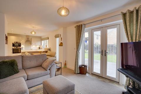 4 bedroom detached house for sale, King James Close, Ely CB7