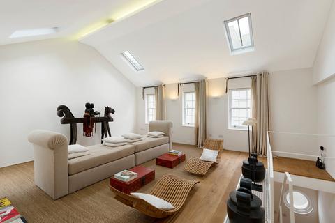 3 bedroom mews for sale, Eccleston Mews Knightsbridge SW1X