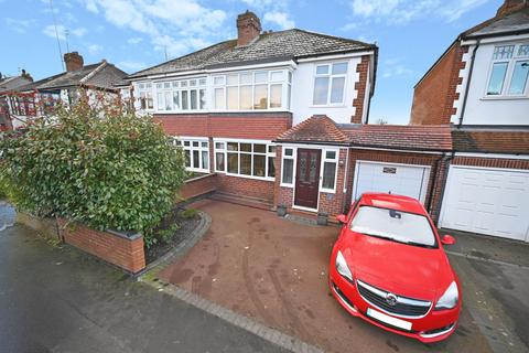 3 bedroom semi-detached house for sale, Pennhouse Avenue, Wolverhampton WV4