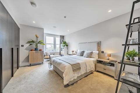 3 bedroom penthouse for sale, NUTLEY TERRACE, HAMPSTEAD, LONDON NW3