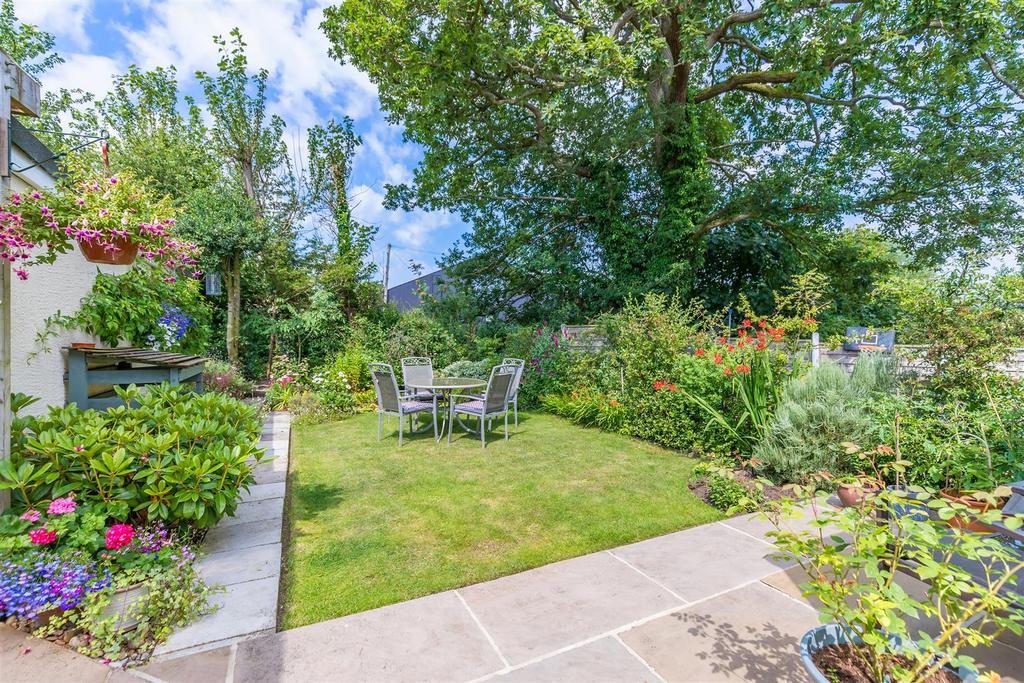Garden.jpg