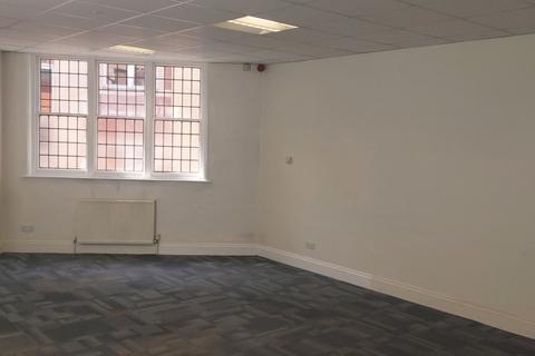 Office to rent, 2nd Floor Office Suite, 81 New Street, Birmingham, West Midlands, B2 4BA