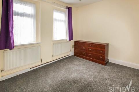 3 bedroom house to rent, Spencer Street, Southall, Middlesex