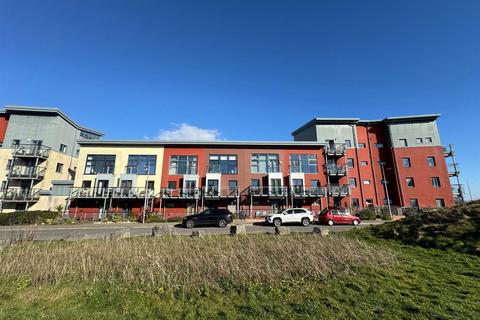 2 bedroom apartment for sale, St Christopher Court, Marina, Swansea