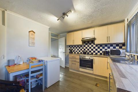 3 bedroom end of terrace house for sale, Russet Close, Tuffley, Gloucester, Gloucestershire, GL4