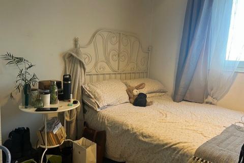 1 bedroom house to rent, Sussex Way, Cockfosters EN4