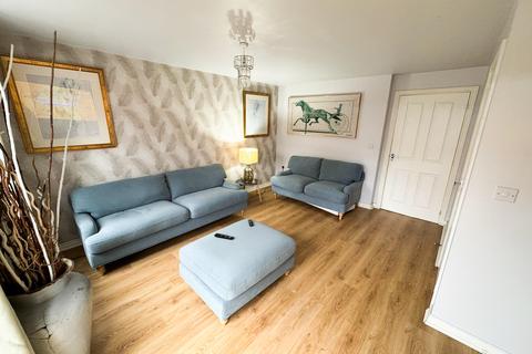 3 bedroom semi-detached house for sale, Admiral Way, Hyde