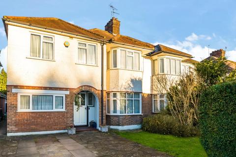 4 bedroom semi-detached house for sale, Whitchurch Gardens, Edgware HA8