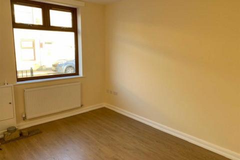 2 bedroom terraced house to rent, Pilot Street, Accrington