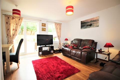 2 bedroom terraced house to rent, Melville Gardens, Southampton SO31