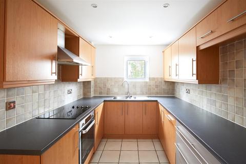 2 bedroom apartment for sale, Holland Gardens, Brentford, TW8