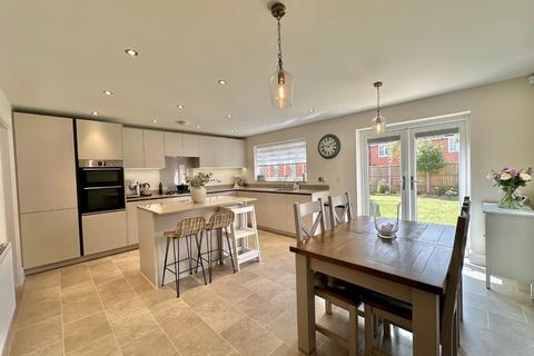 4 bedroom detached house for sale, Lime Kiln Close, Boughton, Northampton NN2