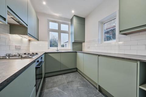 4 bedroom semi-detached house to rent, Fifth Cross Road, Twickenham TW2