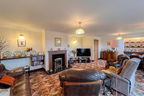 3 bedroom bungalow for sale, Knowes Close, Hutton, Berwick-Upon-Tweed