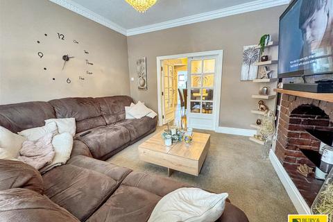 3 bedroom end of terrace house for sale, Bench Road, Buxton