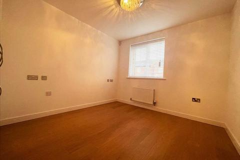 2 bedroom apartment to rent, Solihull, Shirley B90